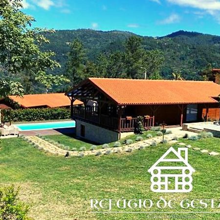 הוילה ויירה דו מיניו Refugio De Gestacas מראה חיצוני תמונה