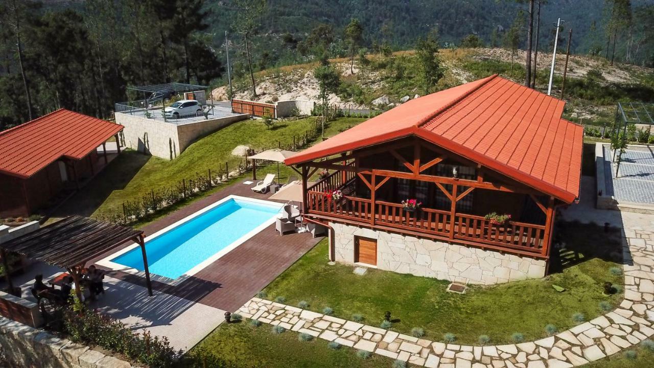 הוילה ויירה דו מיניו Refugio De Gestacas מראה חיצוני תמונה